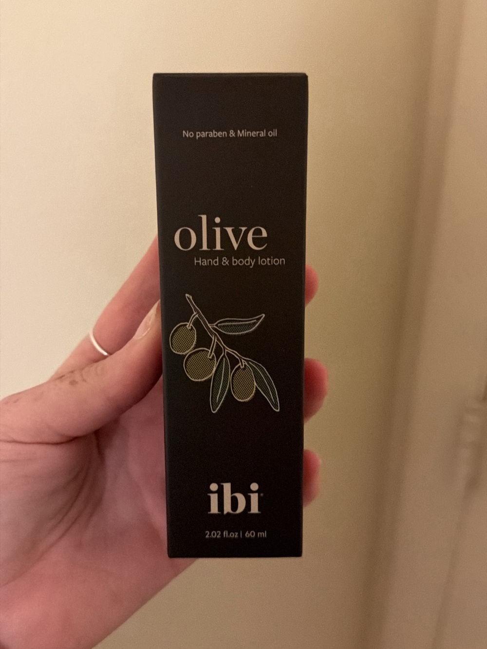ibi Olive Hand & Body Lotion — Black